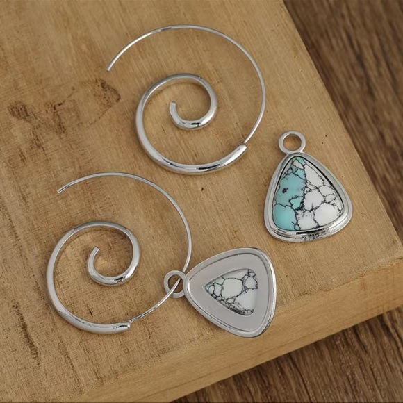 Triangle Inlaid Swirl Dangle Retro Bohemian Style Silver Plated, Gypsy Earrings - Picture 6 of 7